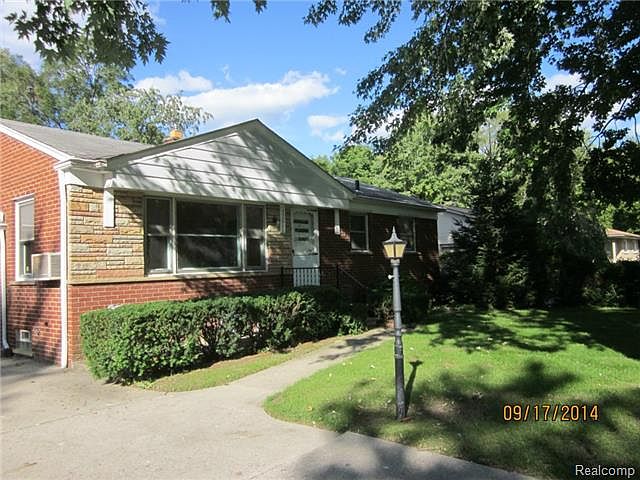 1st image of 32662 Rayburn St