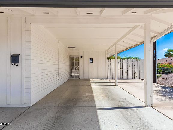 2nd image of 10237 W Alabama Ave