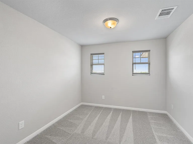 209 Golden Plains Pkwy — Photo 26