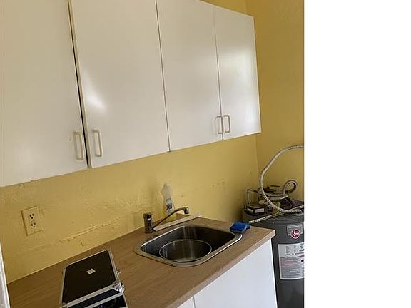 4th image of 1416 NW 4th St #2