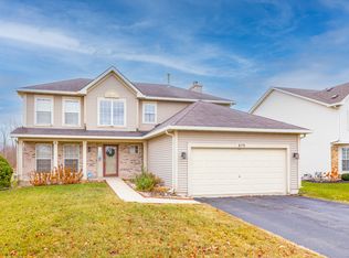 879 W Briarcliff Rd, Bolingbrook, IL 60440