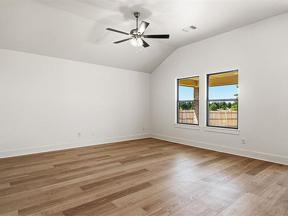 5th image of 2473 Erin Way