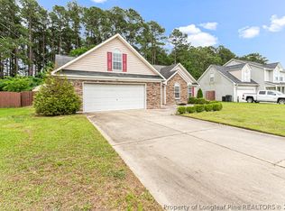 1061 Screech Owl Dr, Hope Mills, NC 28348
