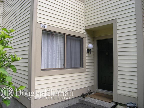 3rd image of 32 Bittersweet Ln #32