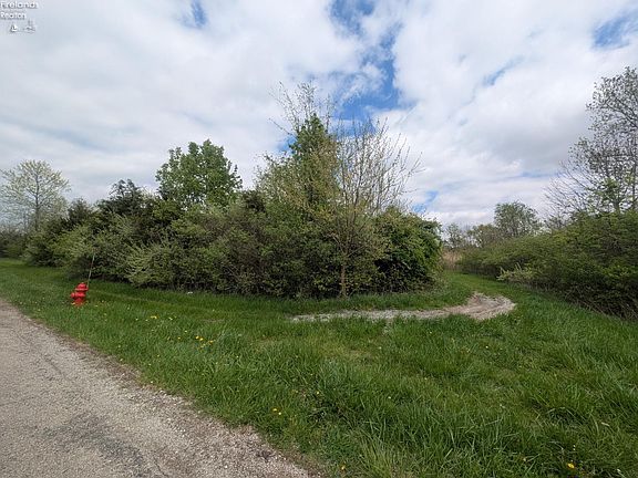 4th image of 1703 S Dubbert Rd