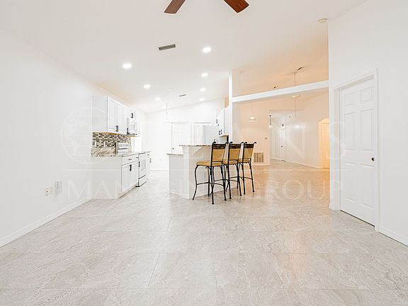 5th image of 316 Grand Preserve Way