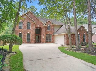 86 S Goldenvine Cir, Spring, TX 77382