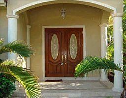 1st image of 6 Veragua Ave