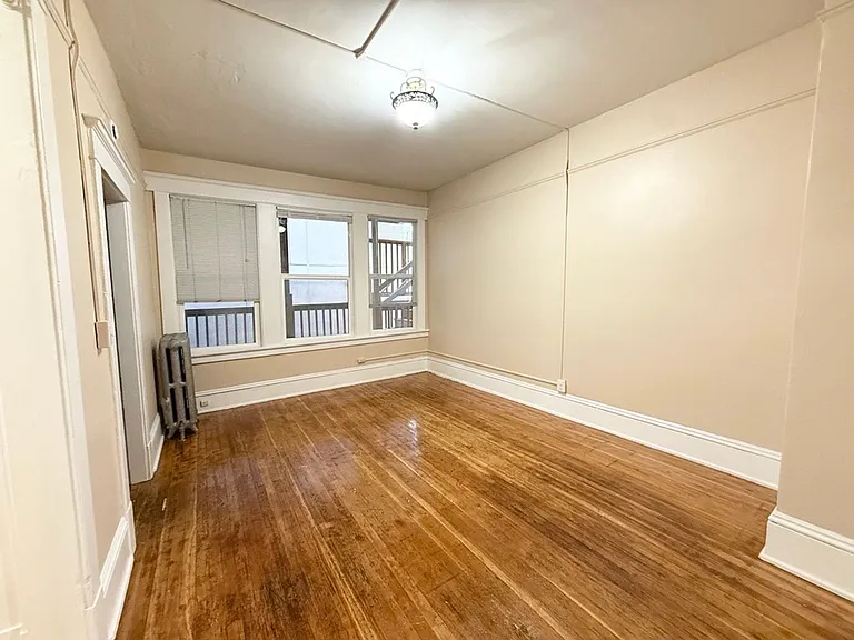The Winston — Photo 14