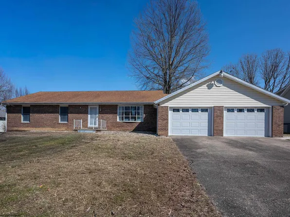 449 Forest Dr, Bridgeport, WV 26330