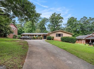 3946 Flakes Mill Rd, Decatur, GA 30034