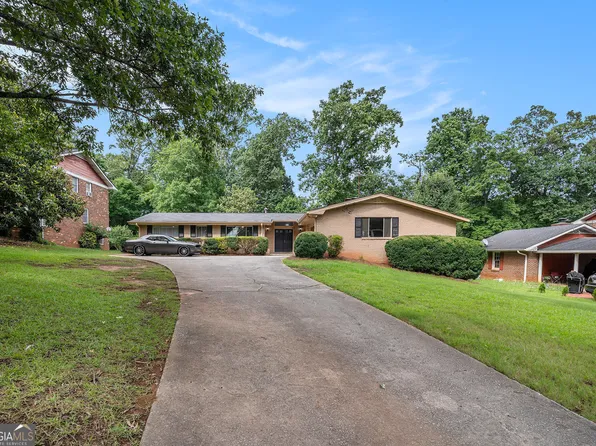 3946 Flakes Mill Rd, Decatur, GA 30034