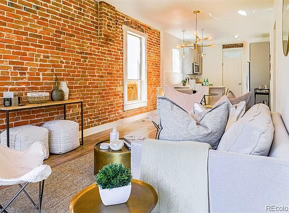4th image of 3647 N Humboldt St