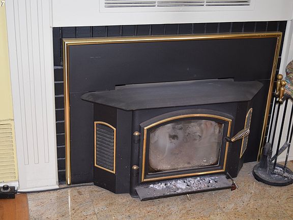 5th image of 1238 N Folsom Ct