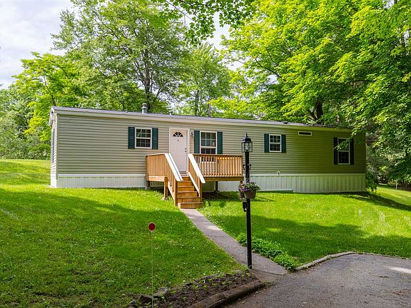 2nd image of 2 Eisgruber Park Ln