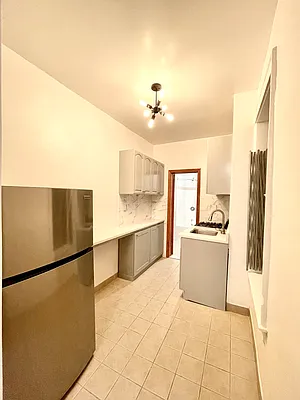 Rented by Highline Residential | media 14