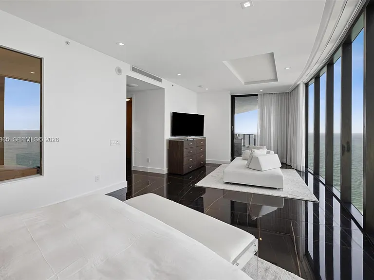 18555 Collins Ave #2601 — Photo 11
