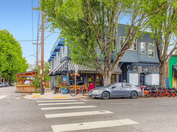 2385 NW Thurman St APT A, Portland, OR 97210