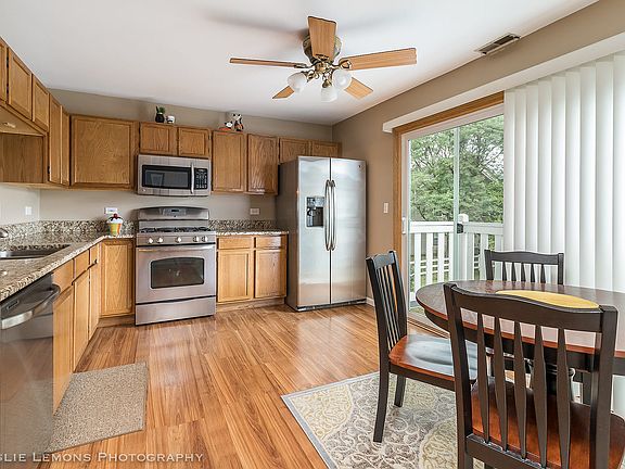 4th image of 2913 Shelly Ln #2913