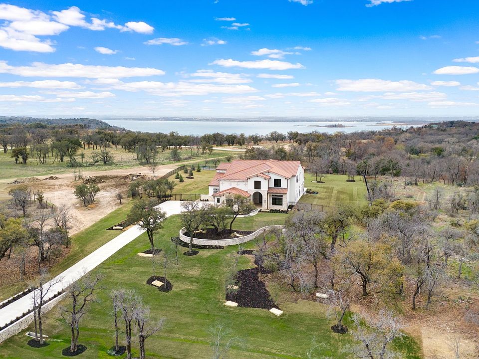10621 Arrowhead Point Dr, Fort Worth, TX 76179 | MLS #21306547