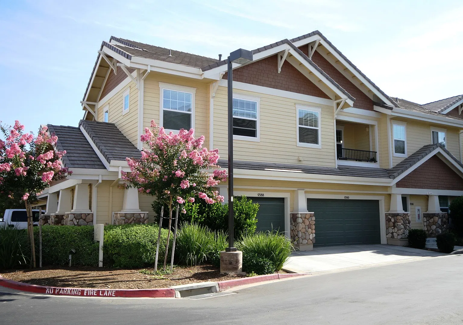3 Bed | 2 Bath | 1526 SF | 2 Car Garage | Condominium | WS&G Paid by Owner — Photo 1
