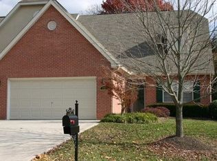 2732 Knob Creek Ln, Knoxville, TN 37912