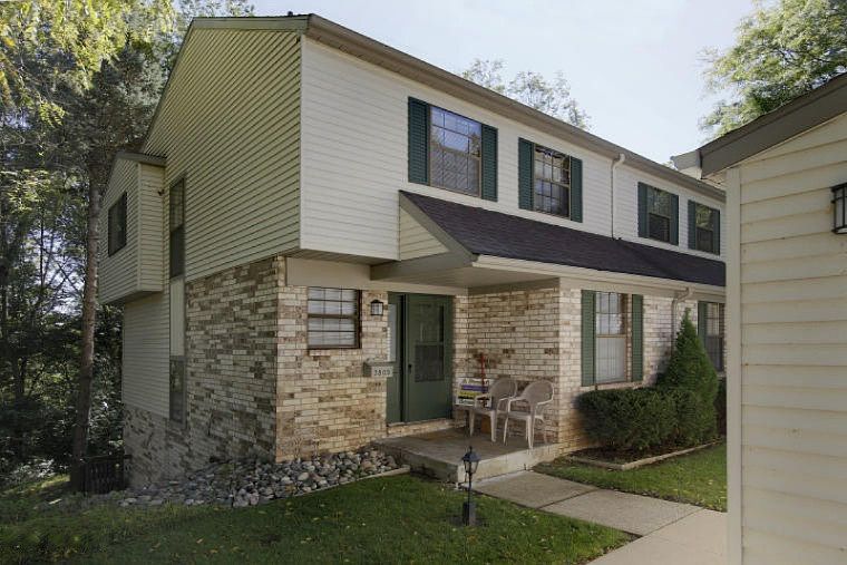 1st image of 3809 Greenleaf Cir W