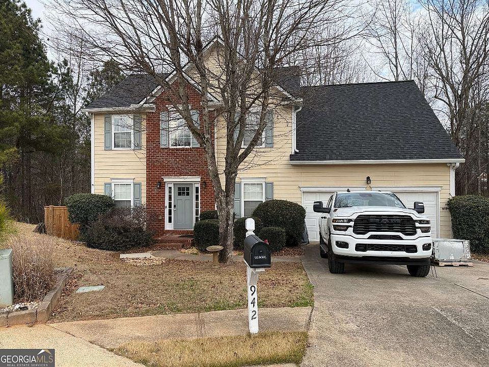 1st image of 942 Koala St