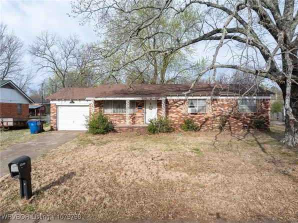 8012 Holly Ave, Fort Smith, AR 72908