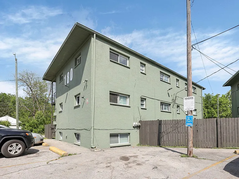 180 N Sylvan Ave #H — Photo 15