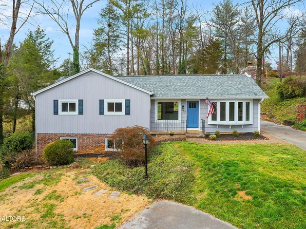 957 Bluff View Rd, Knoxville, TN 37919