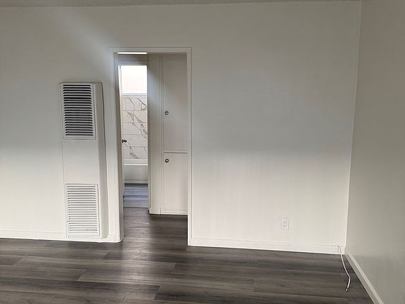4th image of 425 W Regent St APT 5
