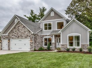 20 Winslow Lane Des, Peres, MO 63131