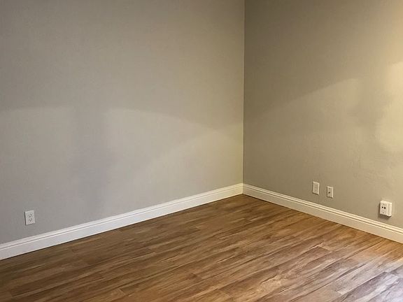 2nd image of 1717 W St APT 04