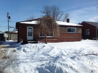 28480 Palmer Blvd, Madison Heights, MI 48071