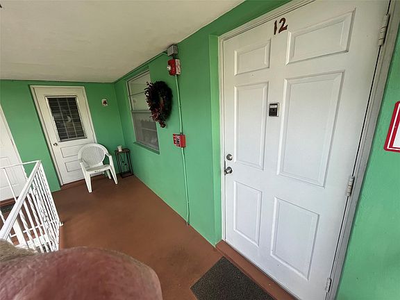3rd image of 2428 Taylor Street #12