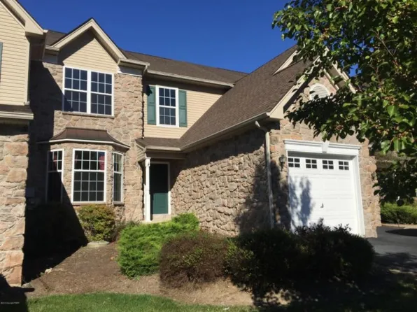 1733 Big Ridge Dr #B, East Stroudsburg, PA 18302