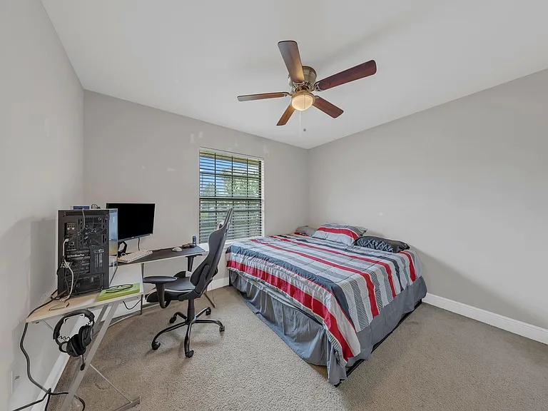 131 Bronze Cir — Photo 23