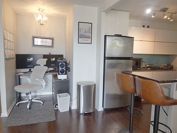4th image of 405 N Wabash Ave Unit 705