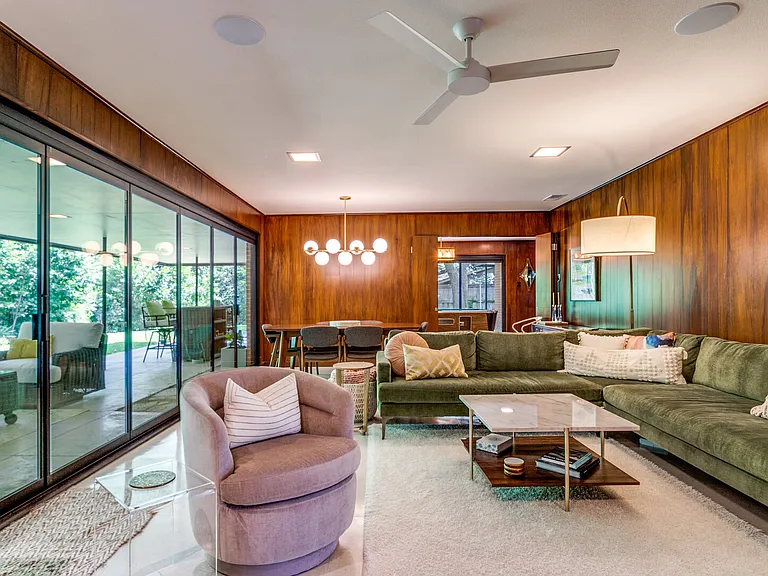 Royal Springs Dr — Photo 11