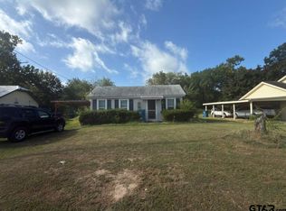 409 W Carnegie St, Winnsboro, TX 75494