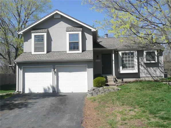 12918 W 108th St, Overland Park, KS 66210