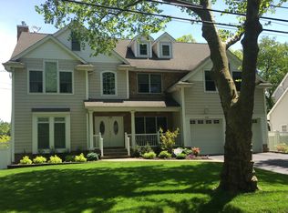 921 N Riley Ave, Indianapolis, IN 46201