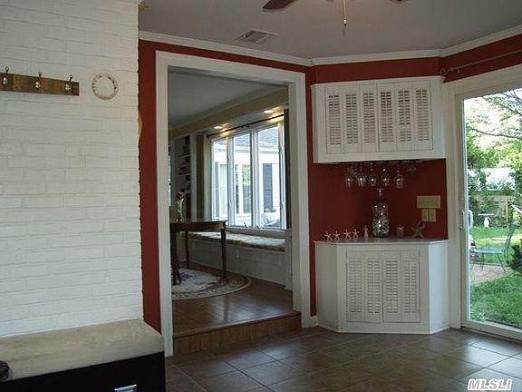4th image of 1505 Parkway