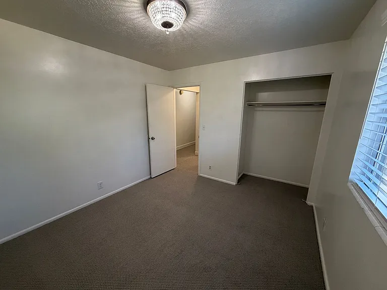 286 Paulette Way — Photo 16