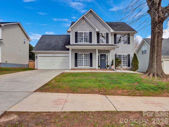 15450 Stone Hollow Dr, Huntersville, NC 28078