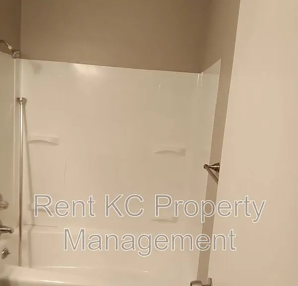 7013 Orchard St — Photo 29