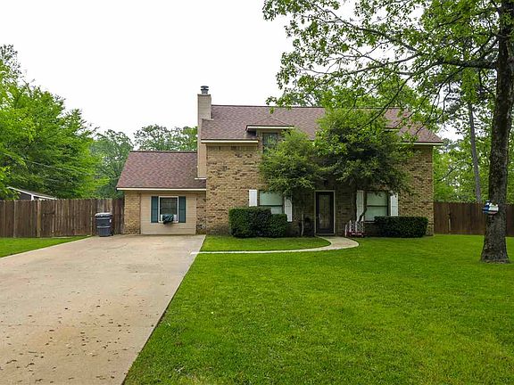 3rd image of 180 Carriage Ln