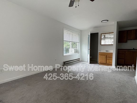 5th image of 20204 20th Ave W #B