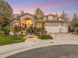 9421 Oak Leaf Dr, Chatsworth, CA 91311